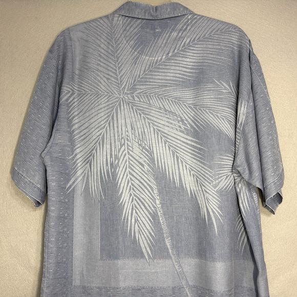 Tommy Bahama Men's Silk Floral Hawiian Camp Shirt Size L Blue Vacation Button - Picture 4 of 8